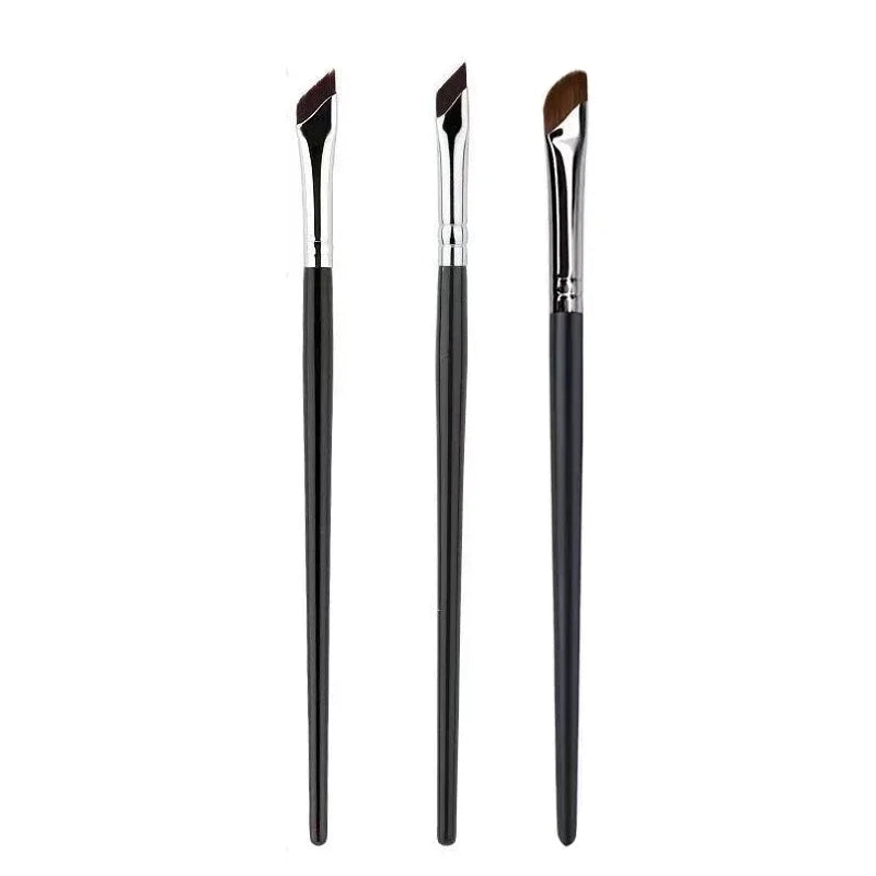 Elevate Your Eyeliner Game with the Ultra Thin Blade Eyeliner Brush - Perfect for Precise Detailing and Flawless Brows